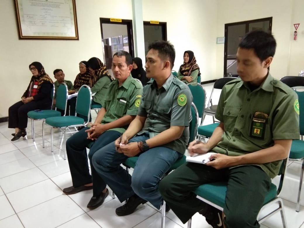 Rapat Dinas mei 06